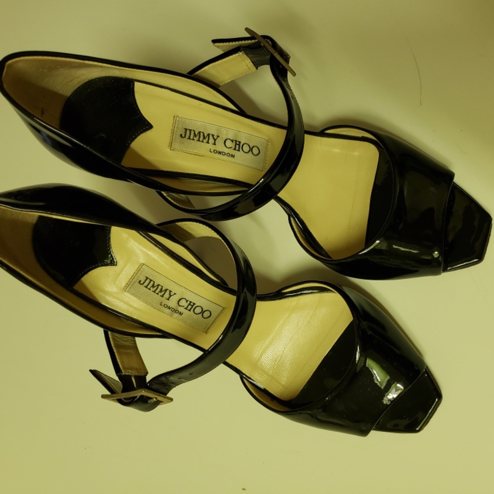 Jimmy Choo Black Patent Leather - Size 8